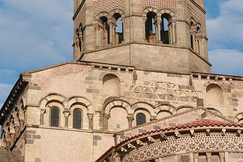 Church of Saint-Austremoin in Issoire
