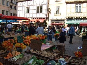 fruit market in France