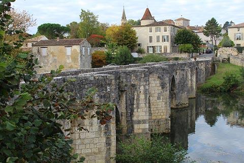 Roman bridge and Barbaste village