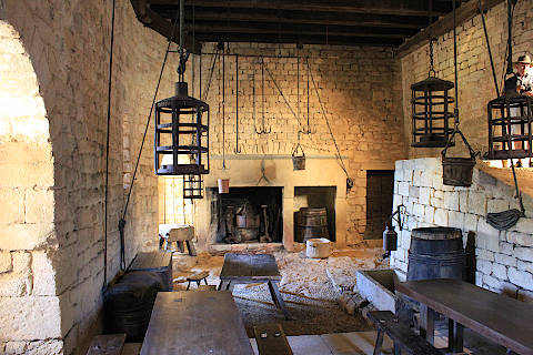 kitchen in Chateau beynac