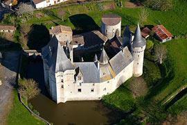 photo of Chateau de Cherveux