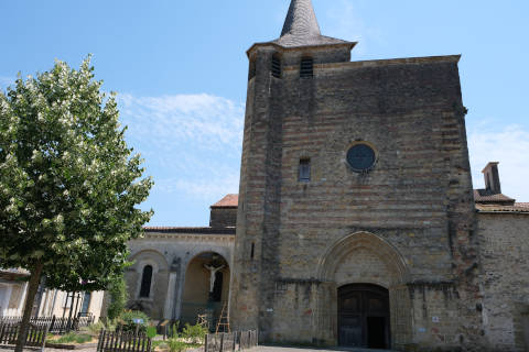 cathedral in Aire-sur-l'Adour