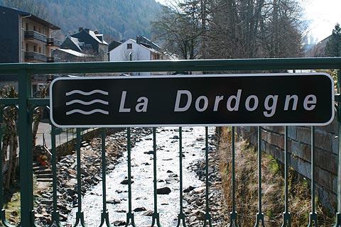 Dordogne river in Mont-Doré