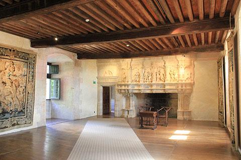 Great Hall in Château de Puyguilhem