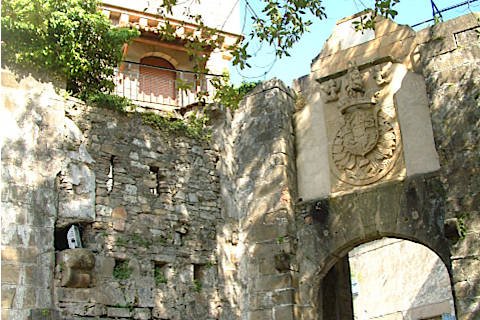 Ancient stone entrance to centre of Hondarribia