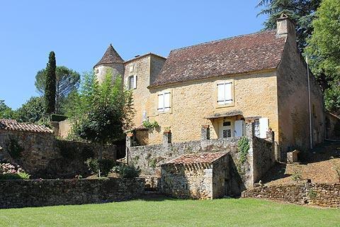 Manor house and tower in Montferrand
