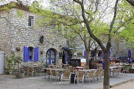 photo of La Garde-Adhemar