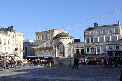 Libourne main square