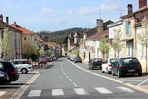 Main street through centre of Villamblard