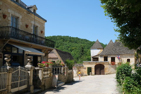 Mairie of Saint Amand de Coly