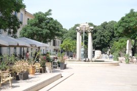 photo of Nimes