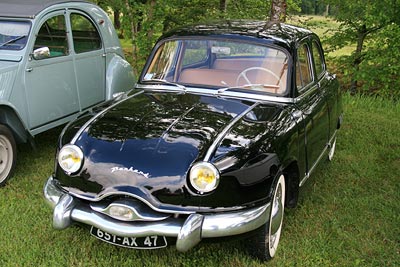 photo of panhard car