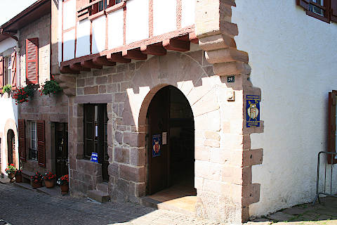 Pilgrim reception centre in Saint-jean-pied-de-port