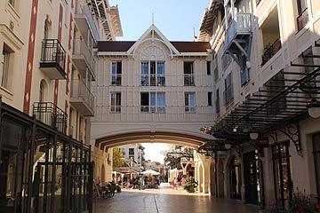 place-des-marquises-1