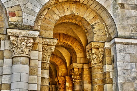 Series of roman style arches