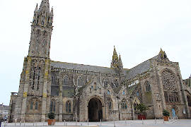 photo of Saint-Pol-de-Léon cathedral