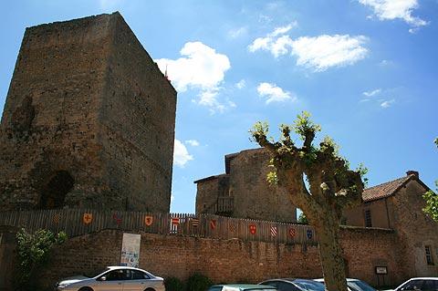 castle donjon in Semur-en-Brionnais village