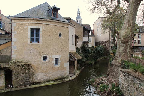 Small stream in centre of Vendome