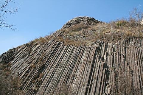 Basaltic organs on edge of Usson village