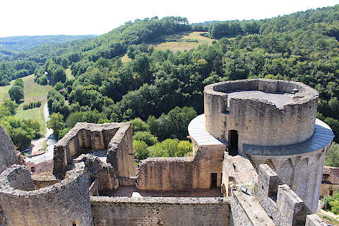 View across the roofs of Bonaguil and Lot countryside