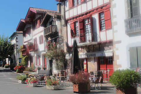 basque houses in centre of Ainhoa