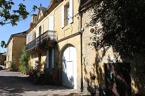 The centre of the village of Saint-Avit-Senieur
